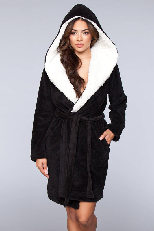 Plush Fleece Robe: BLACK